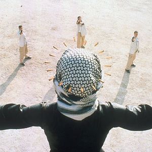 Bilder Göttliche Intervention - Eine Chronik von Liebe und Schmerz