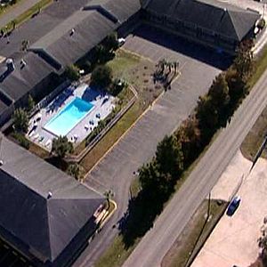 Bilder Ein Mörder nach Maß