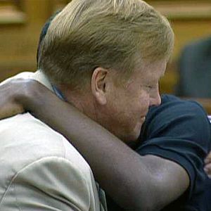 Bilder Ein Mörder nach Maß