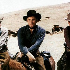 Bilder Mit stahlharter Faust