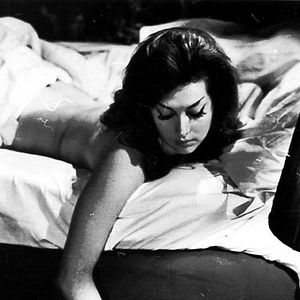 Bilder Der Teufel mit der weißen Weste