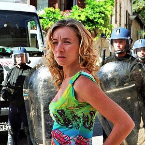 Bilder La Vie est à Nous!