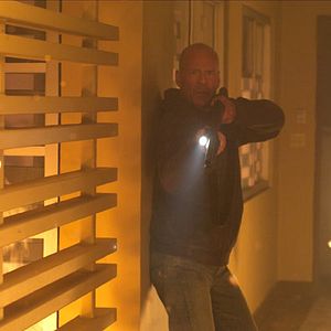 Bilder Hostage - Entführt