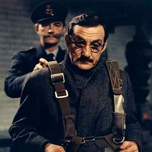 Bilder Armee im Schatten