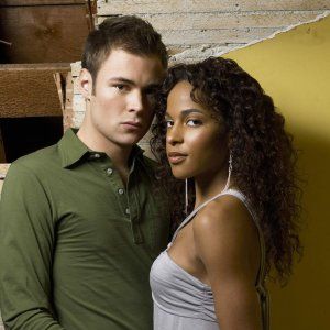 Bilder Patrick John Flueger