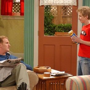 Bilder Hinterm Sofa an der Front