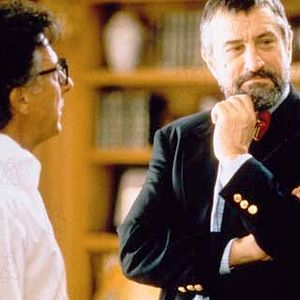 Bilder Wag the Dog - Wenn der Schwanz mit dem Hund wedelt