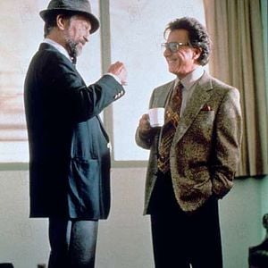 Bilder Wag the Dog - Wenn der Schwanz mit dem Hund wedelt