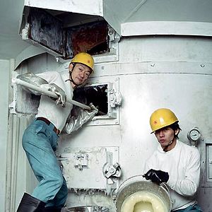 Bilder Drawing Restraint 9