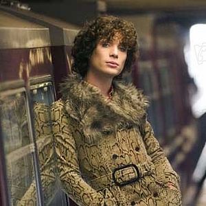 Bilder Breakfast on Pluto