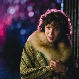 Bilder Breakfast on Pluto