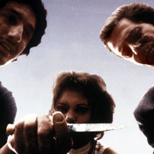 Bilder Das letzte Haus links