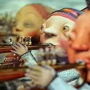 Bilder Uzi Geffenblad