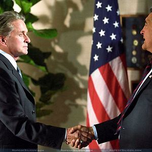 Bilder The Sentinel - Wem kannst du trauen?