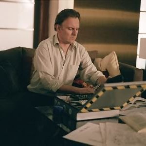 Bilder Hustle - Unehrlich währt am längsten