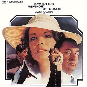 Bilder Die Frau am Fenster