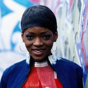 Bilder Caroline Chikezie