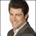 Bilder Max Greenfield