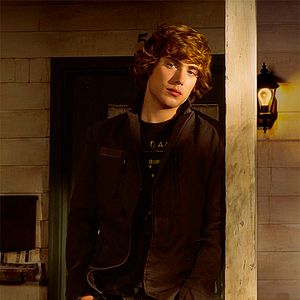 Bilder Dustin Milligan