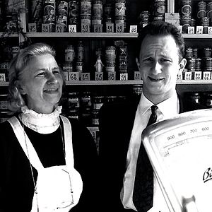 Bilder Mann beißt Hund