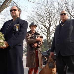 Bilder Basta. Rotwein oder Totsein