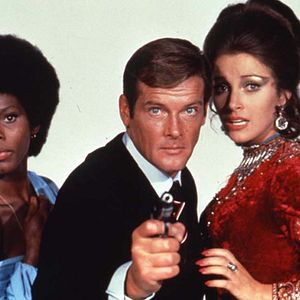 Bilder Roger Moore