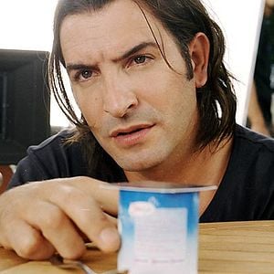 39,90 (Neununddreißigneunzig) : Bild Jean Dujardin