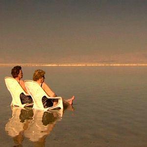 Bilder The Cemetery Club