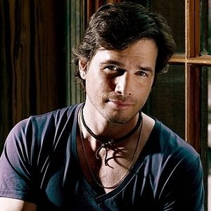 Bilder Matthew Settle