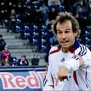 Bilder Frei:Gespielt - Mehmet Scholl: Über das Spiel hinaus