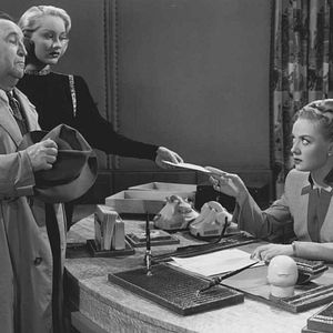 Bilder Die Dame im See