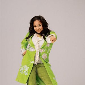 Bilder Raven blickt durch