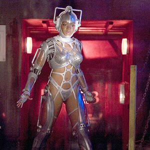 Bilder Caroline Chikezie