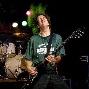 Bilder Anvil! Die Geschichte einer Freundschaft