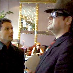 Bilder Der Generalmanager oder How to sell a Tit Wonder