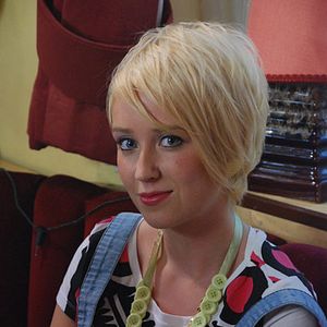 Bilder Lily Loveless