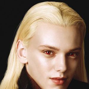 Bilder Jamie Campbell Bower