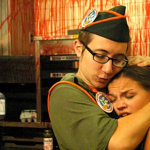 Bilder Poultrygeist: Night of the Chicken Dead