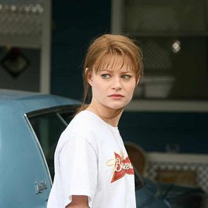 Bilder Emilie de Ravin
