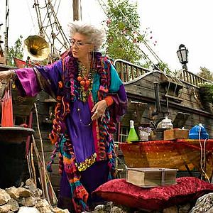 Bilder Hexe Lilli - Der Drache und das magische Buch