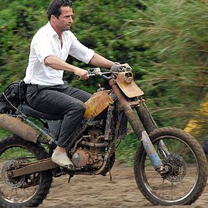 Bilder The Philanthropist