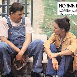Bilder Norma Rae - Eine Frau steht ihren Mann