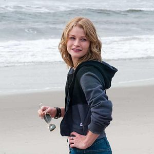 Bilder Emilie de Ravin