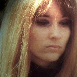 Bilder Rot ist die blaue Luft