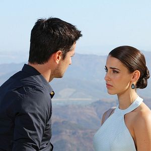 Bilder Jessica Lowndes