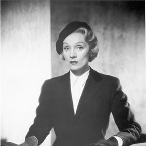 Bilder Zeugin der Anklage