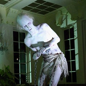 Bilder Masters Of Horror: Cigarette Burns