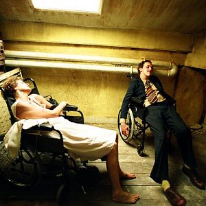 Bilder The Living and the Dead