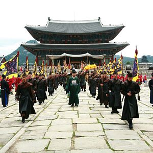 Bilder Divine Weapon