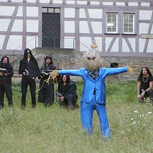 Bilder Das Baby mit dem Goldzahn